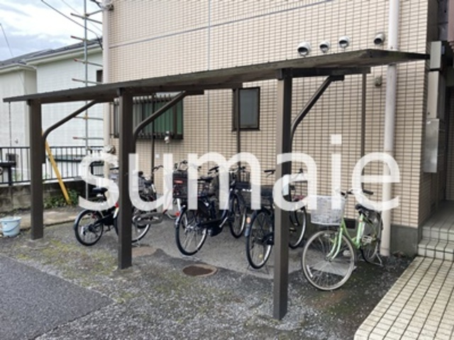 加藤マンションのその他共用部分|敷地内駐輪場。