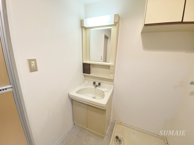 ホワイトパレス大宮の独立洗面台|独立洗面台です☆