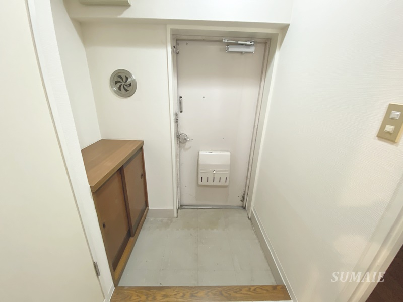 ホワイトパレス大宮の玄関|玄関です☆