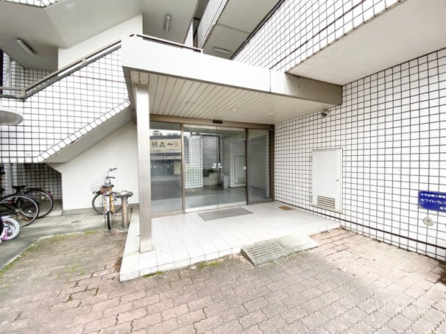 ホワイトパレス大宮のエントランス|エントランス！