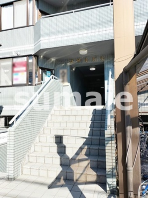 マサルマンションのエントランス|エントランス