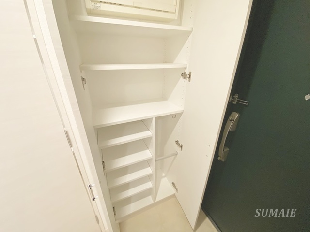 ソアラノーム北浦和の収納|シューズボックスです☆