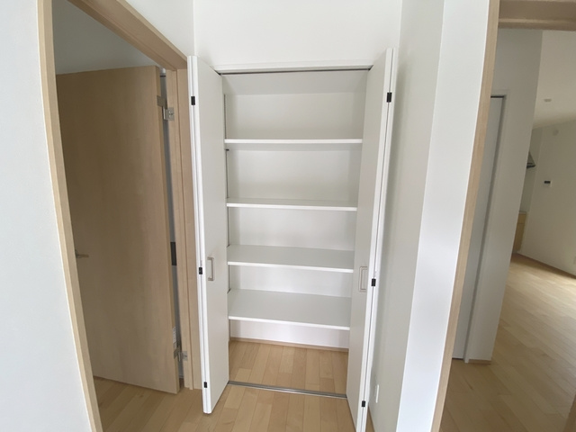 フィオーレ盆栽の収納|玄関収納