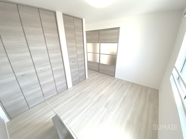 Noble Villa土呂町の寝室