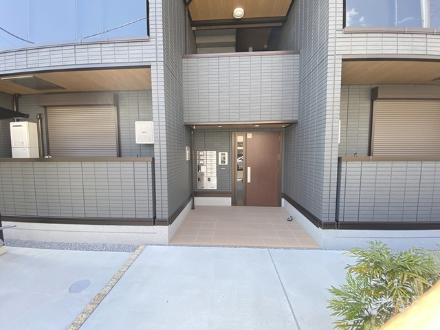 Noble Villa土呂町のエントランス