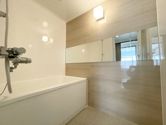 境谷西第1住宅28棟のその他|ホスクリーン設置（室内物干し）
使用しないときは取り外せます！