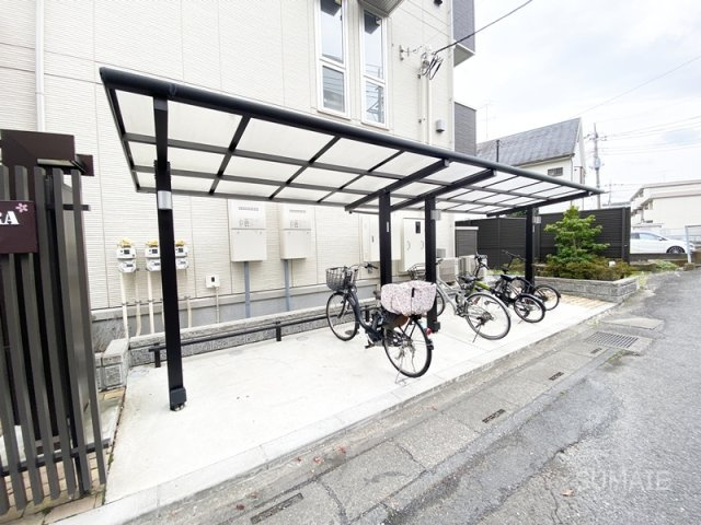 PRIMAVERAのその他共用部分|敷地内駐輪場。