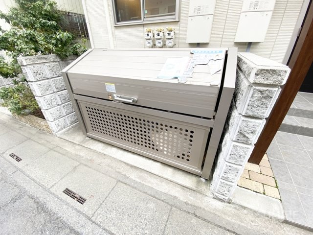 PRIMAVERAのその他共用部分|敷地内ゴミ置き場。
