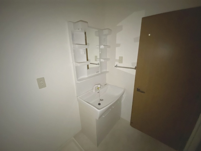 すずらん館の洗面所|独立洗面台です☆