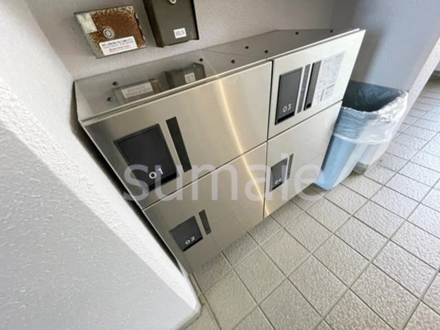 すずらん館のその他共用部分|宅配ボックスです。