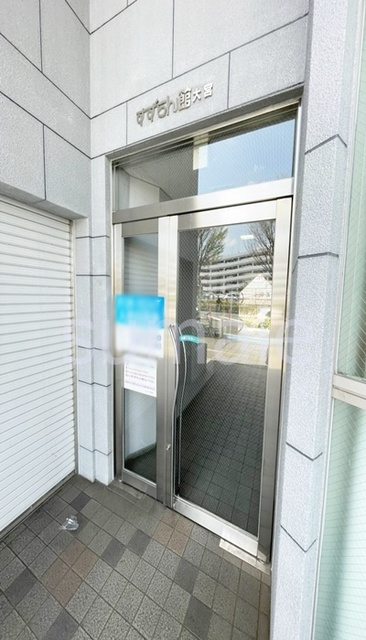 すずらん館のエントランス|エントランスです。