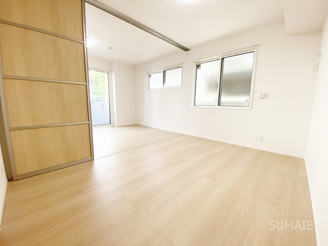 エスポワール宮原の洋室|リビングと繋げて使えます☆