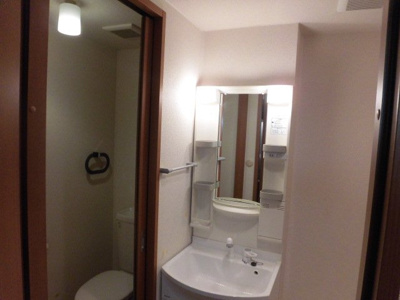 【独立洗面台】 | ハイネスコート | 嬉しい独立洗面台付き。