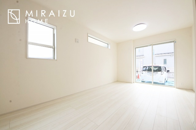 【外観】 | 日当たりの良いお家は嬉しいですよね。それぞれ価値観が分かれる箇所です、実際に内覧して日当たりの心地よさをご体感下さいね♪