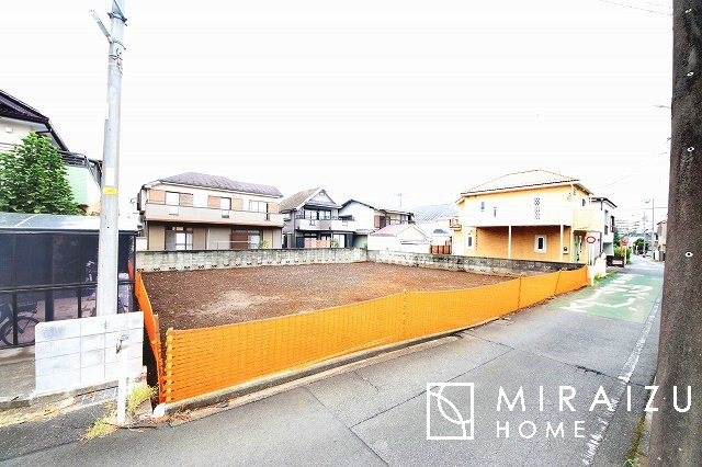 【外観】 | 贅沢な暮らしにぴったり設備が魅力♪家事導線の良い水回りで毎日綺麗家事もラクラク♪早朝、夜間問わず現地見学＆周辺環境ご案内致します♪