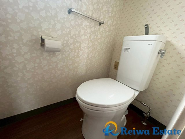 サニータウン茅ヶ崎　6号棟のトイレ