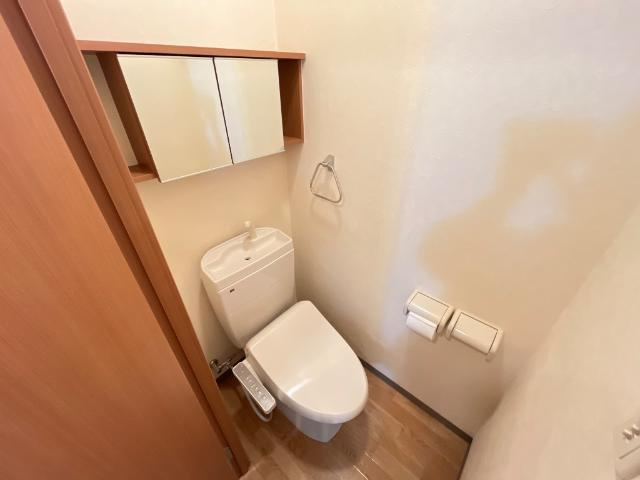 ジュネス祇園のトイレ|シャワー付トイレ