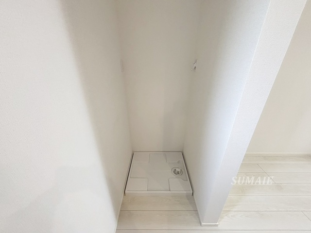 浦和区針ヶ谷4丁目戸建の洗面所|室内洗濯機置き場です！