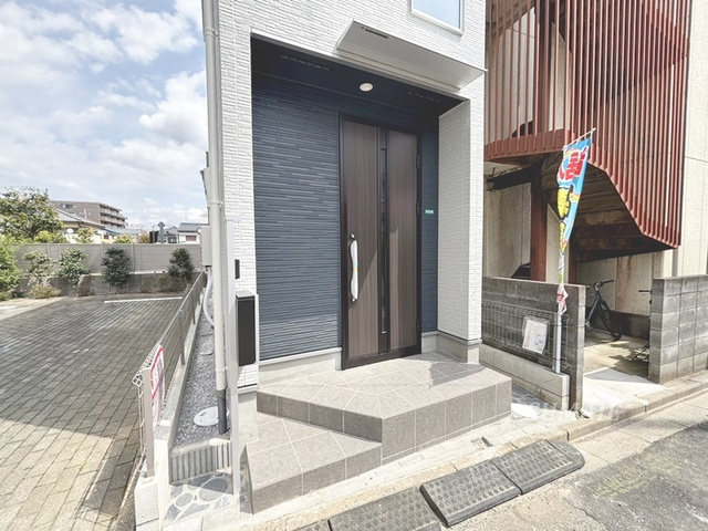 浦和区針ヶ谷4丁目戸建のエントランス|エントランスです☆