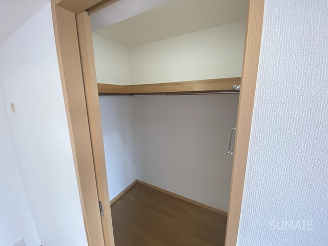 ハイムプラザ北浦和の収納|6.7帖洋室WIC