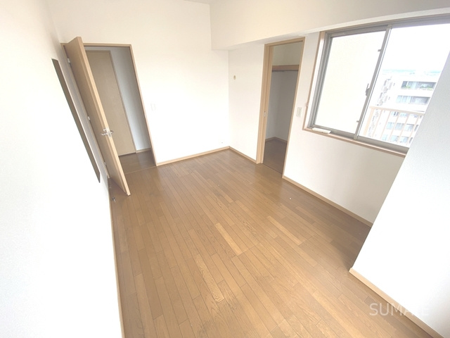 ハイムプラザ北浦和の寝室|6.7帖洋室別角度