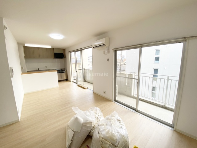 セレーノ大宮D棟の居間・リビング|15帖のLDK！