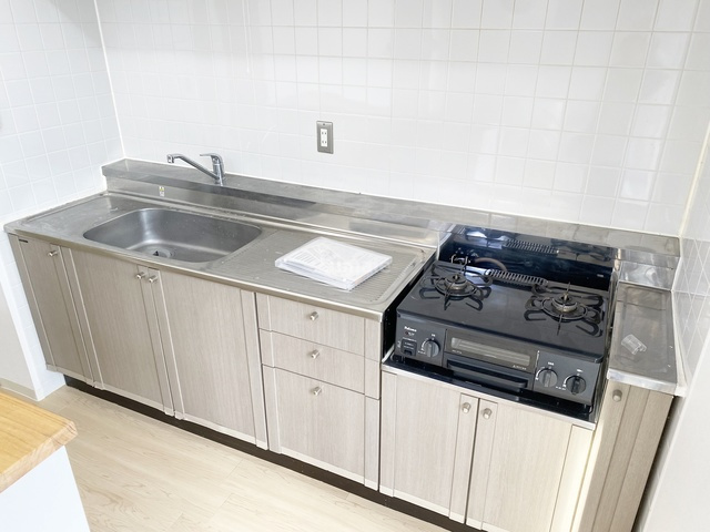 セレーノ大宮D棟のキッチン|ガスコンロ設置済み！