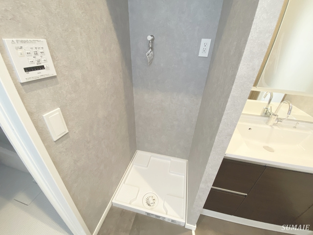 セレーノ大宮Bの洗面所|室内洗濯機置き場！