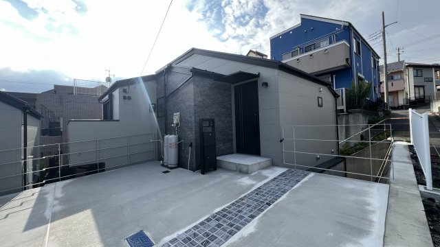 普通の建売住宅では物足りないアナタへ…【神奈川区三ツ沢中町】新築戸建の外観|外観です