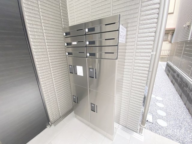 Ｂｌｉｓｓ　Ｓｉｔｅのその他共用部分|集合ポストと宅配ボックスです☆