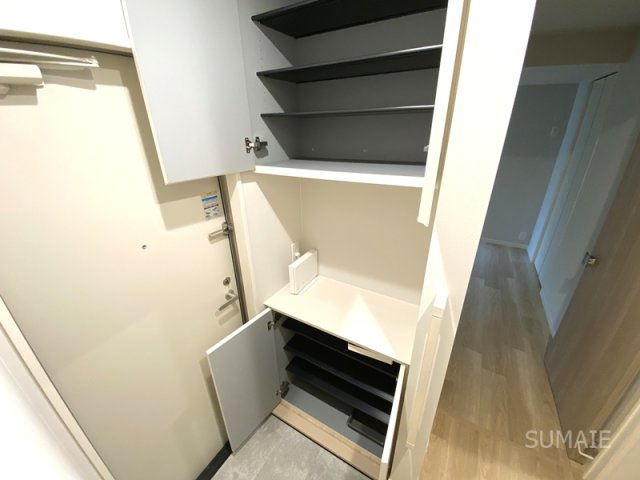 カーサ・ソンリエンテの収納|玄関収納