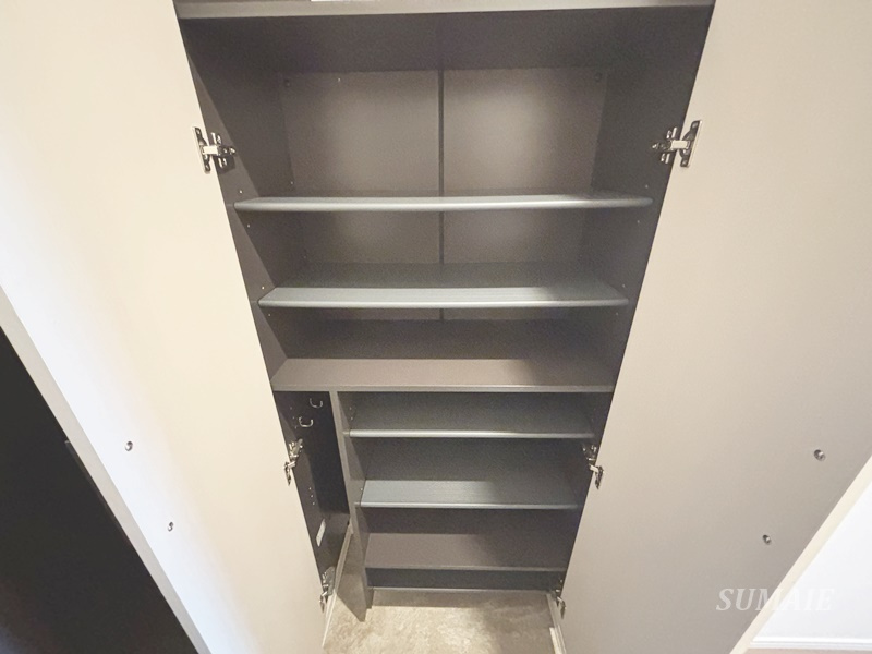 シェルト新都心の収納|シューズボックスです☆