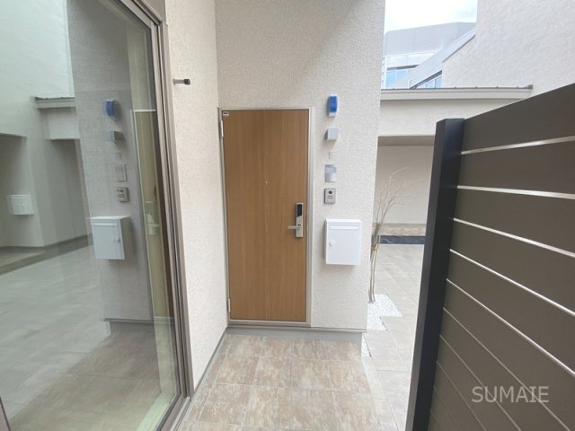 カーサ・ソンリエンテのロビー|お部屋入口