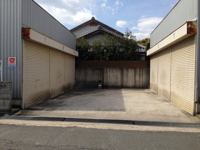 岡山シャッター付きガレージ【管理番号：49】の外観