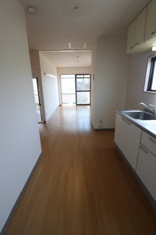 メゾン・ド・ツナキの居間・リビング