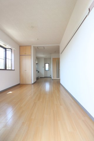 メゾン・ド・ツナキの居間・リビング