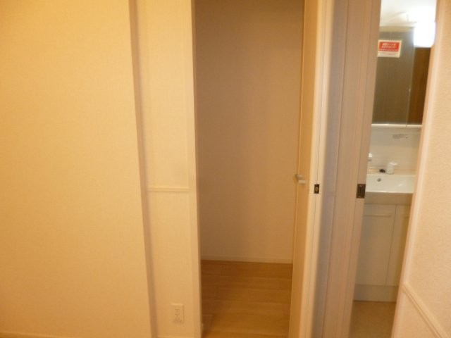 ロカ　ブリリアントBの収納|パントリー