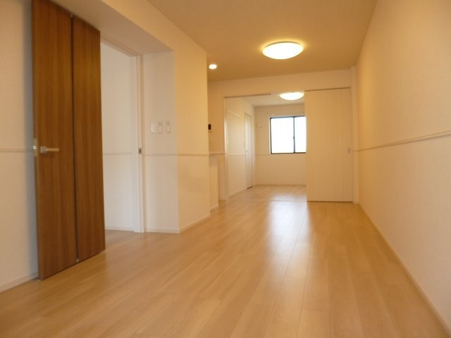 ロカ　ブリリアントBの居間・リビング