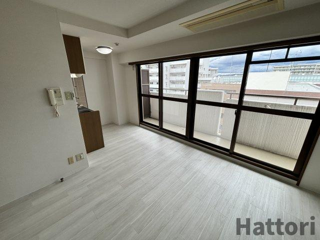 パークモダン新大阪の居間・リビング