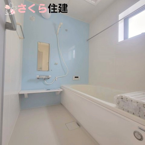 第1下野石橋　1号棟の浴室|1坪タイプの浴室でゆったりとした入浴時間を過ごせます♪
