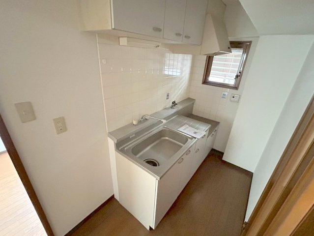 ユニヴェール新大阪のキッチン