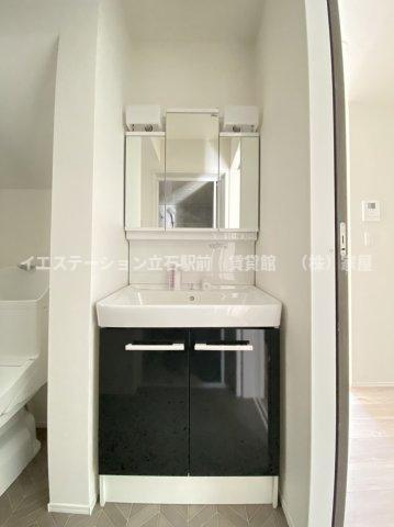 クイーンズテラスの独立洗面台