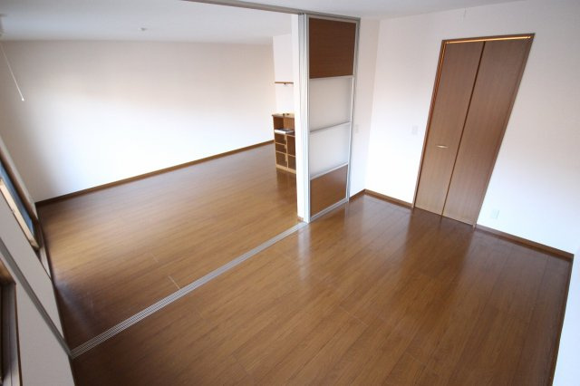 エスペランサ二見　A棟の寝室|※お部屋により仕様が異なる可能性があります。