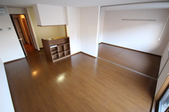 エスペランサ二見　A棟の居間・リビング|※お部屋により仕様が異なる可能性があります。
