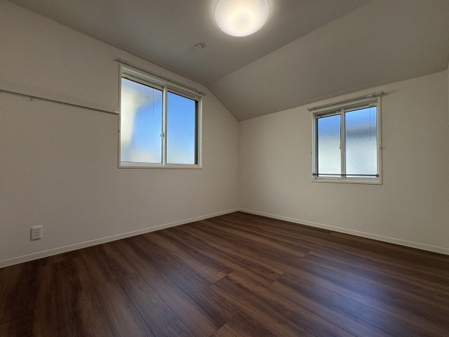 メゾン　ブリエの洋室