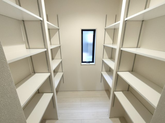 【Livele Garden】　古河市東諸川　第２　全1邸の前面道路含む現地写真|足場が取れました♪完成間近です（＾＾）ぜひ、お気軽にお問い合わせください！
2025年12月撮影