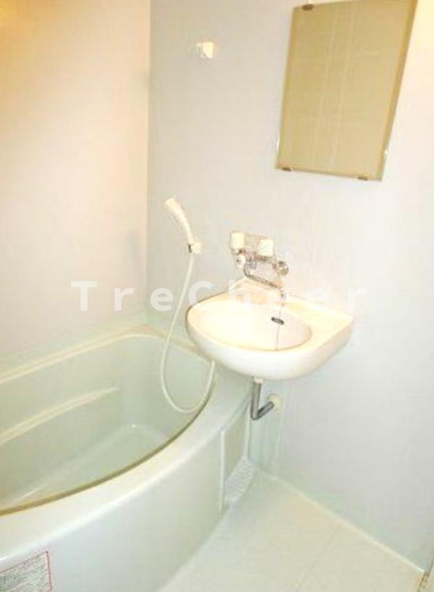 メイプルハウスB棟の浴室