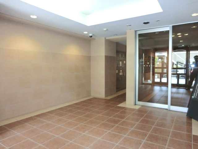 アルファスイート浦和本太フレストのロビー