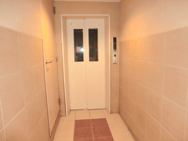 アルファスイート浦和本太フレストのその他共用部分|☆エレベーターを１基・完備しています。☆