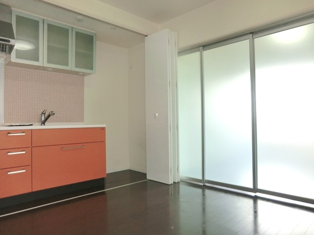 アルファスイート浦和本太フレストの居間・リビング